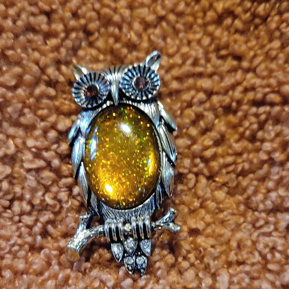 Jelly Belly Owl Brooch with Aged Gold Accents,Like NEW,Vintage Condition!Napier